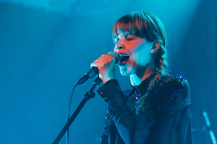 Lady Linn @ De Casino, picture 25, photographed by Edwin Houdevelt - FrontView Magazine