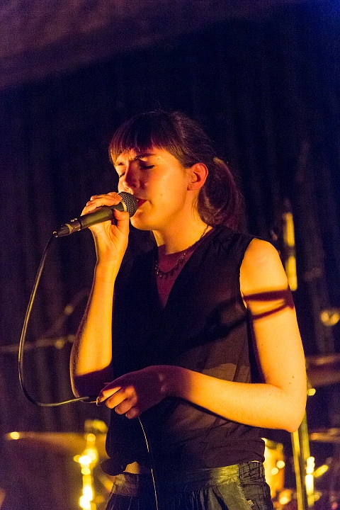 Little Dots @ De Casino, picture 1, photographed by Edwin Houdevelt - FrontView Magazine