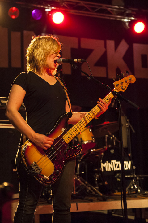 Mintzkov @ vredesfeesten Ieper Perron, picture 17, photographed by Devid Camerlynck - FrontView Magazine