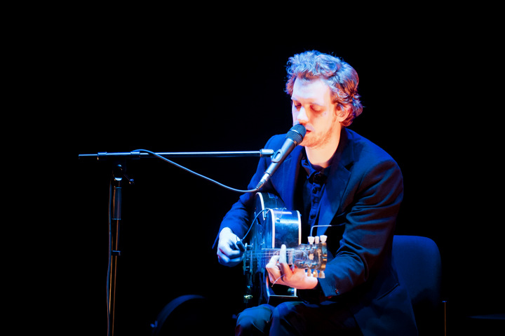 Moreau @ vredesfeesten Ieper Perron, picture 12, photographed by Devid Camerlynck - FrontView Magazine