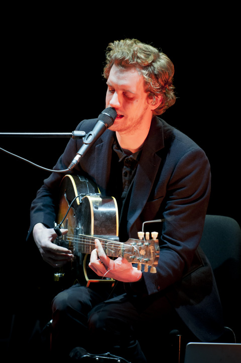 Moreau @ vredesfeesten Ieper Perron, picture 15, photographed by Devid Camerlynck - FrontView Magazine