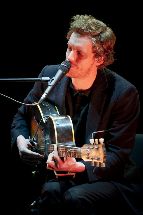 Moreau @ vredesfeesten Ieper Perron, picture 17, photographed by Devid Camerlynck - FrontView Magazine