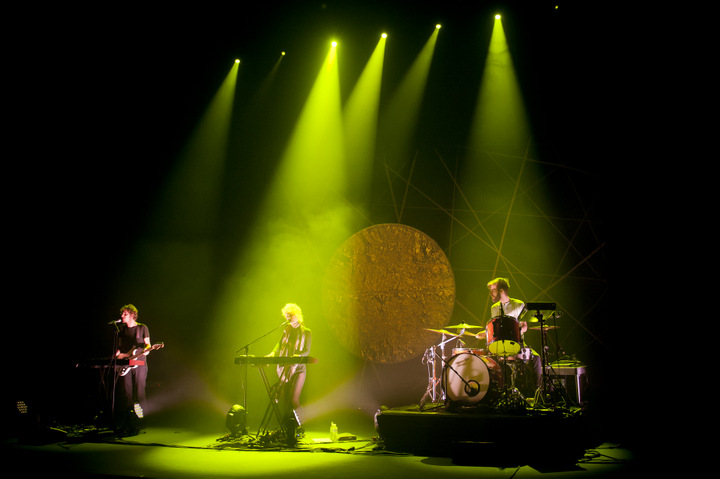 SX @ vredesfeesten Ieper Perron, picture 2, photographed by Devid Camerlynck - FrontView Magazine