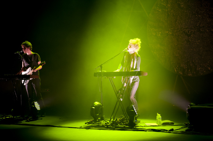 SX @ vredesfeesten Ieper Perron, picture 7, photographed by Devid Camerlynck - FrontView Magazine