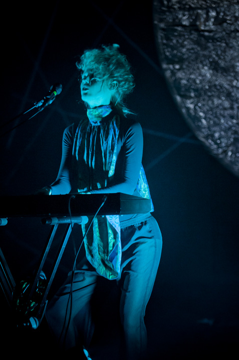 SX @ vredesfeesten Ieper Perron, picture 13, photographed by Devid Camerlynck - FrontView Magazine