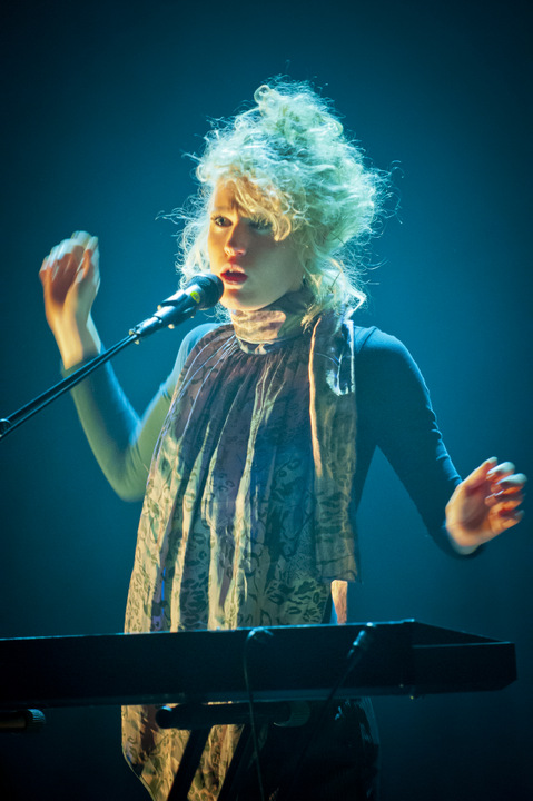 SX @ vredesfeesten Ieper Perron, picture 27, photographed by Devid Camerlynck - FrontView Magazine