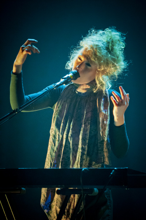 SX @ vredesfeesten Ieper Perron, picture 28, photographed by Devid Camerlynck - FrontView Magazine
