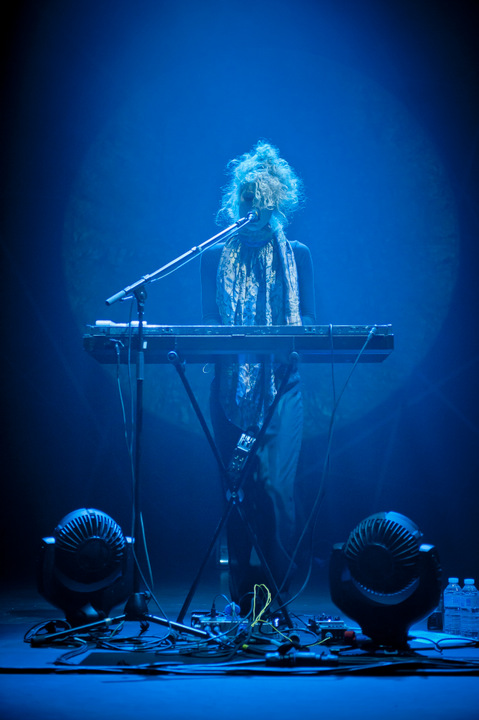 SX @ vredesfeesten Ieper Perron, picture 35, photographed by Devid Camerlynck - FrontView Magazine
