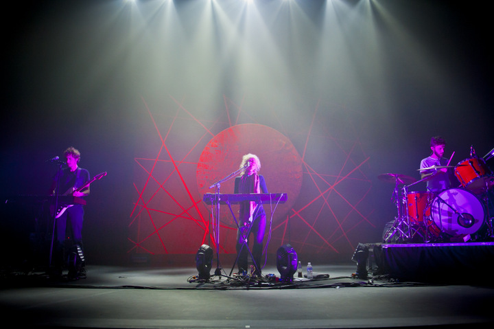 SX @ vredesfeesten Ieper Perron, picture 39, photographed by Devid Camerlynck - FrontView Magazine