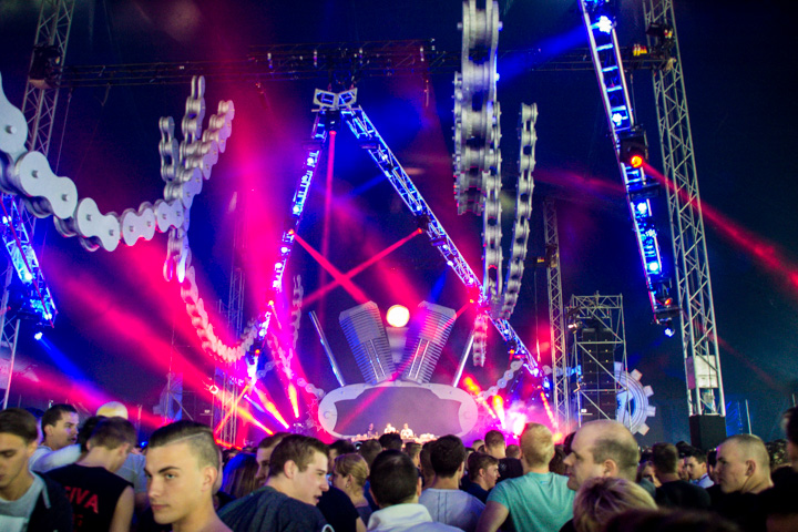 XXlerator Outdoor 2014 @ Bussloo, picture 48, photographed by Tom Van Tongerloo - FrontView Magazine