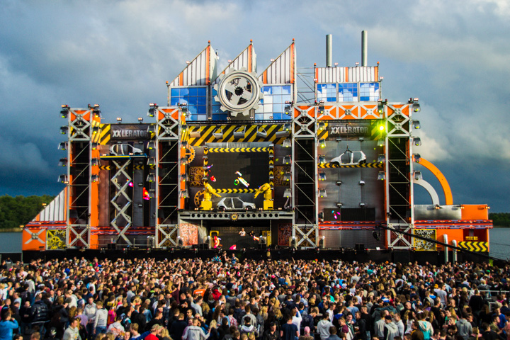 XXlerator Outdoor 2014 @ Bussloo, picture 212, photographed by Tom Van Tongerloo - FrontView Magazine