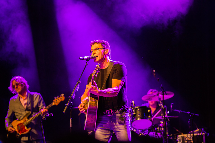 Morten Harket @ Het Depot, foto 4, foto's door Kurt Jacobs - FrontView Magazine