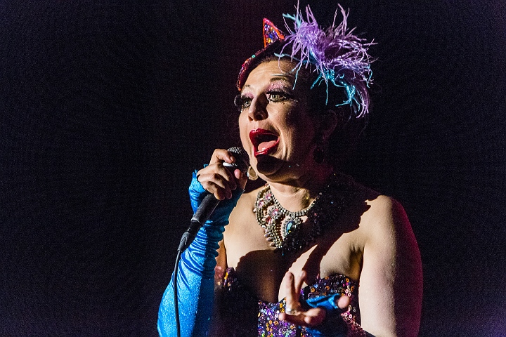 Cabaret New Burlesque @ De Roma, picture 3, photographed by Edwin Houdevelt - FrontView Magazine