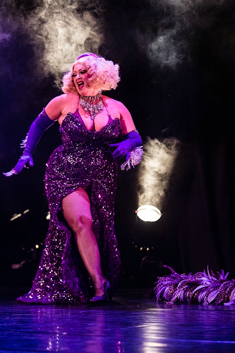 Cabaret New Burlesque @ De Roma, picture 10, photographed by Edwin Houdevelt - FrontView Magazine