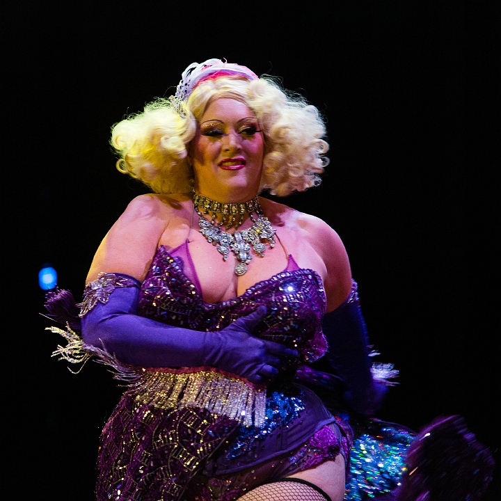 Cabaret New Burlesque @ De Roma, picture 11, photographed by Edwin Houdevelt - FrontView Magazine