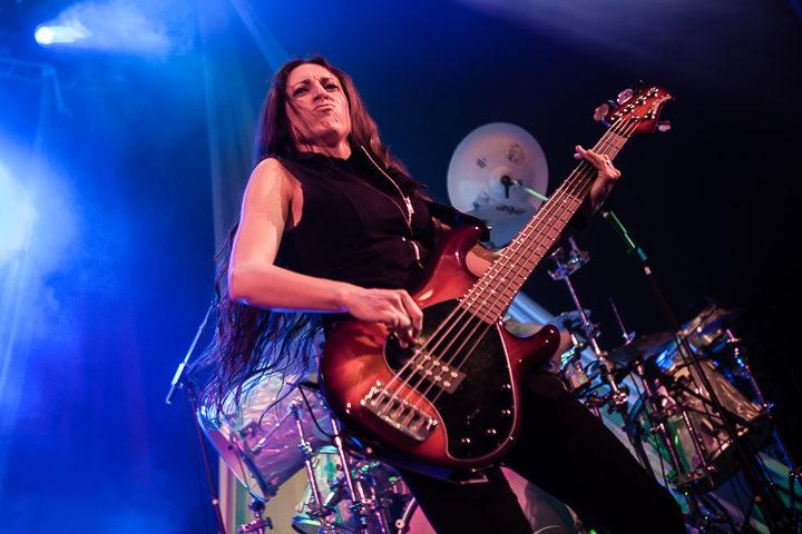 tarja @ Effenaar, picture 9, photographed by Dorien Goetschalckx - FrontView Magazine