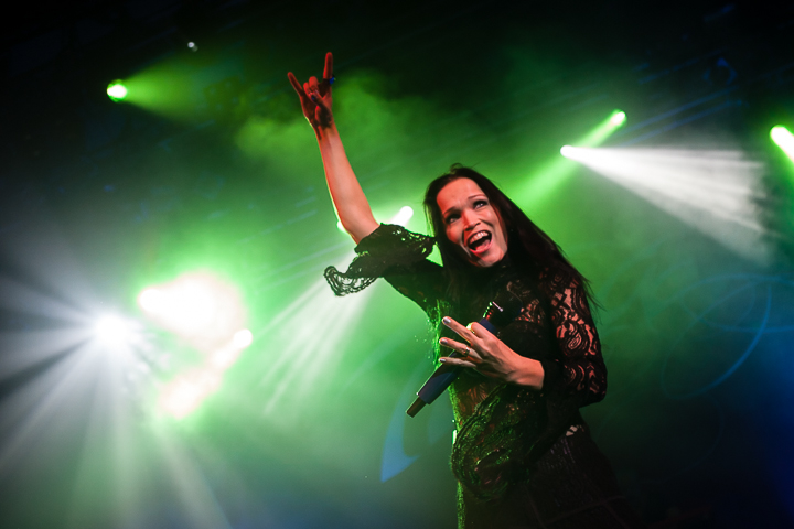 tarja @ Effenaar, picture 17, photographed by Dorien Goetschalckx - FrontView Magazine