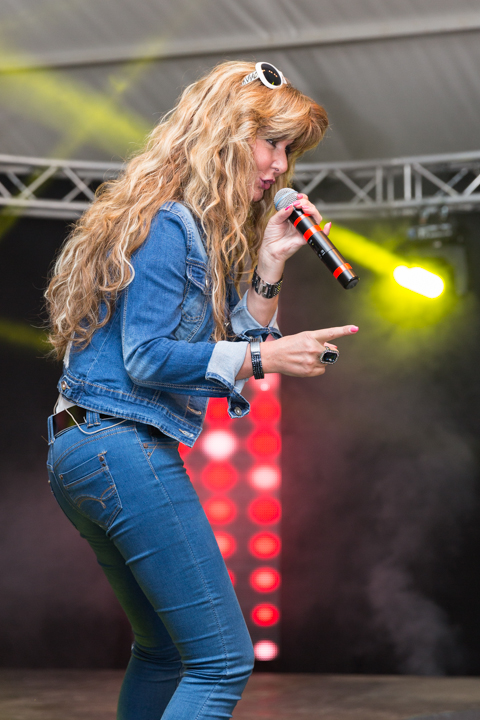 Hanny D @ Wortegemsen Feesten, picture 13, photographed by Guy Danneels - FrontView Magazine