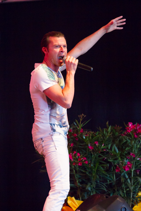 Swoop @ Wortegemsen Feesten, picture 8, photographed by Guy Danneels - FrontView Magazine