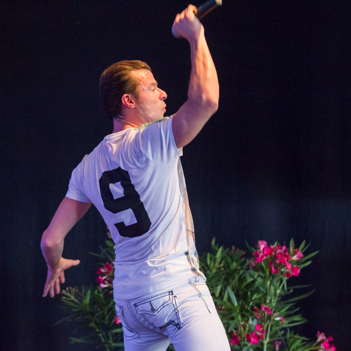 Swoop @ Wortegemsen Feesten, picture 36, photographed by Guy Danneels - FrontView Magazine
