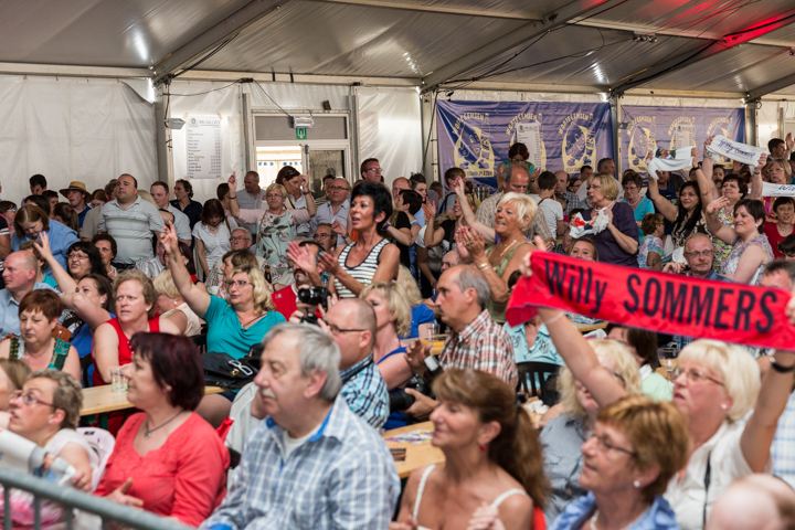 Willy Sommers @ Wortegemsen Feesten, picture 6, photographed by Guy Danneels - FrontView Magazine