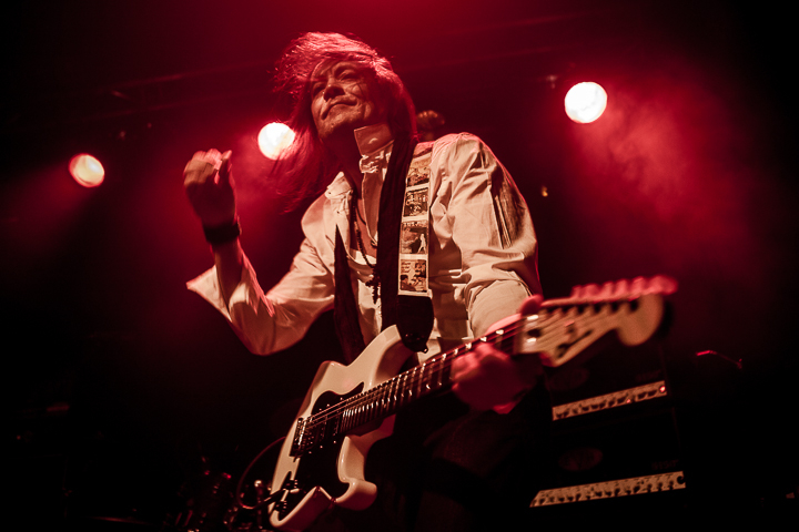 Jake E. Lee’s Red Dragon Cartel @ 013, picture 4, photographed by Dorien Goetschalckx - FrontView Magazine