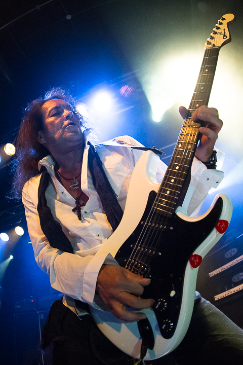 Jake E. Lee’s Red Dragon Cartel @ 013, picture 19, photographed by Dorien Goetschalckx - FrontView Magazine