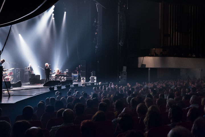 Arno @ Casino Kursaal Oostende, picture 17, photographed by Guy Danneels - FrontView Magazine