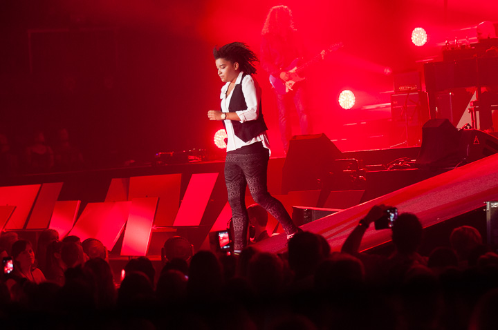 Marco Borsato - Duizend Spiegels Tour @ Sportpaleis Antwerpen, picture 40, photographed by Dimitri Vanlommel - FrontView Magazine