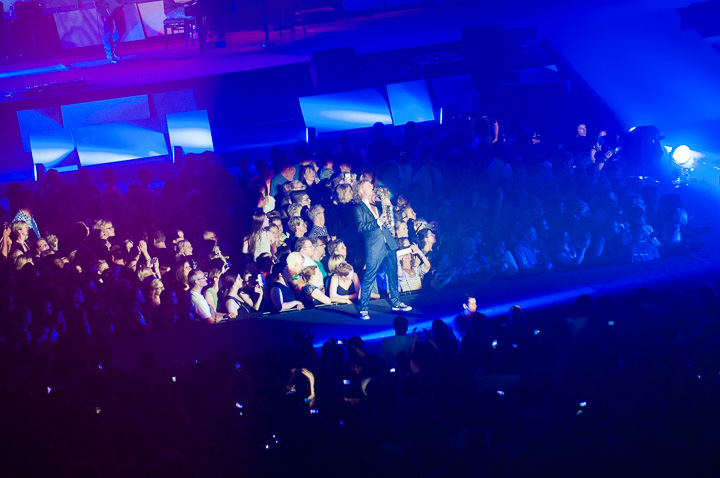 Marco Borsato - Duizend Spiegels Tour @ Sportpaleis Antwerpen, picture 50, photographed by Dimitri Vanlommel - FrontView Magazine