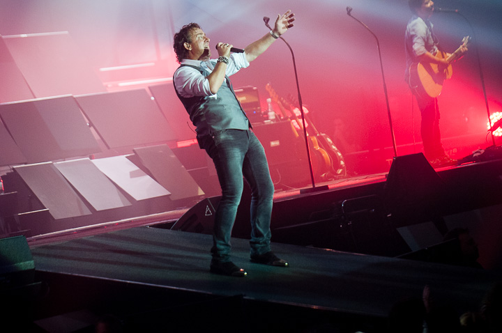 Marco Borsato - Duizend Spiegels Tour @ Sportpaleis Antwerpen, picture 62, photographed by Dimitri Vanlommel - FrontView Magazine
