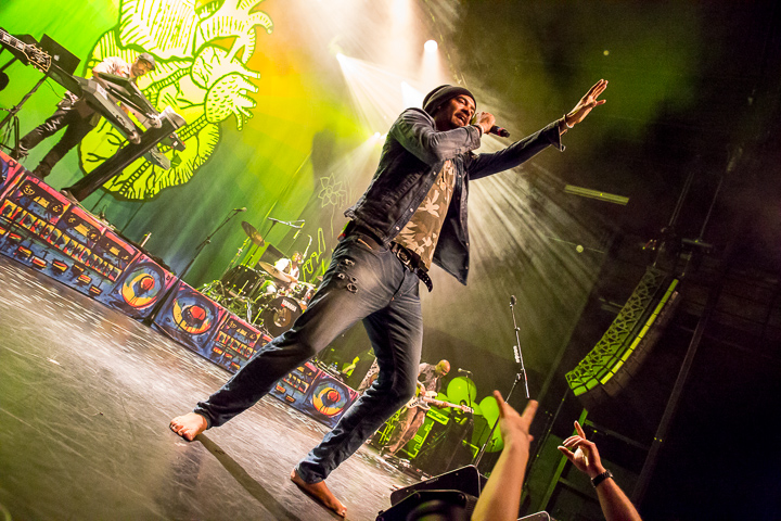 Michael Franti & Spearhead @ Het Depot, picture 10, photographed by Kurt Jacobs - FrontView Magazine