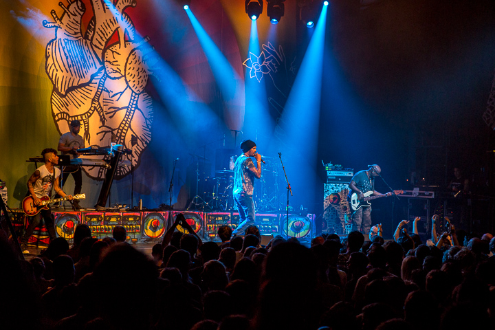 Michael Franti & Spearhead @ Het Depot, picture 15, photographed by Kurt Jacobs - FrontView Magazine