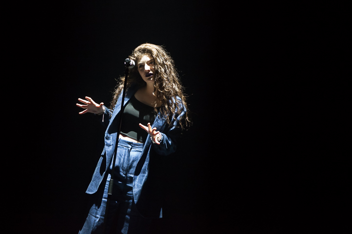 Lorde @ Tivoli, picture 5, photographed by Dorien Goetschalckx - FrontView Magazine