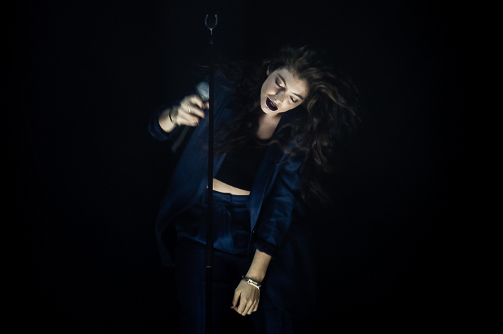 Lorde @ Tivoli, picture 6, photographed by Dorien Goetschalckx - FrontView Magazine