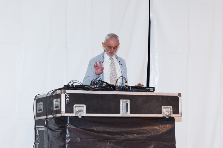 Volksfeest Baloise Tour @ Buggenhout, picture 18, photographed by Guy Danneels - FrontView Magazine