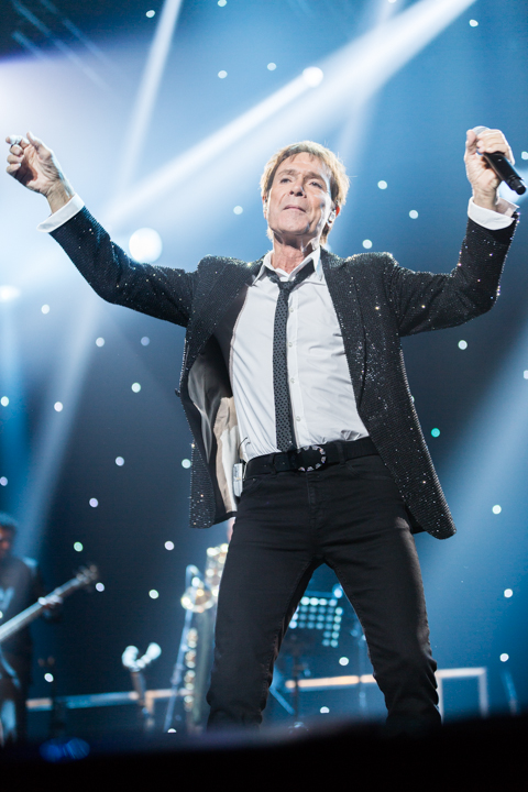 Cliff Richard @ Expo Brussel Paleis 12, foto 18, foto's door Guy Danneels - FrontView Magazine