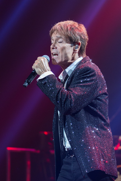 Cliff Richard @ Expo Brussel Paleis 12, foto 53, foto's door Guy Danneels - FrontView Magazine