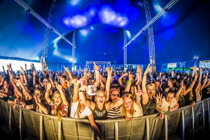 Structure Festival 2014 @ Terneuzen, picture 3, photographed by sven dullaert - FrontView Magazine