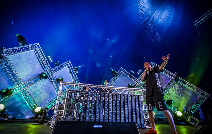 Structure Festival 2014 @ Terneuzen, picture 4, photographed by sven dullaert - FrontView Magazine