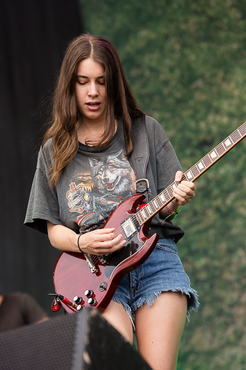 Haim @ Rock Am Ring 2014, picture 5, photographed by Edwin Houdevelt - FrontView Magazine