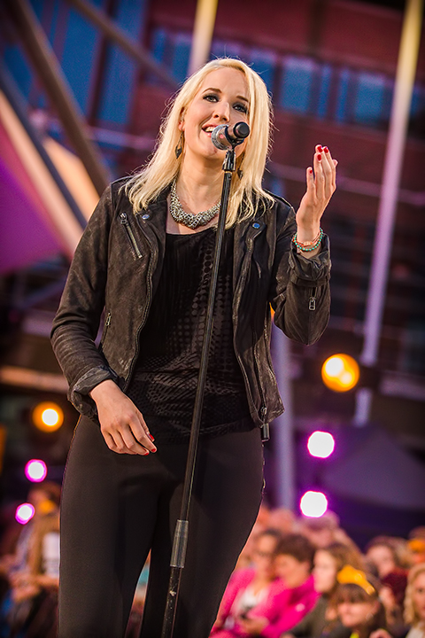 Muziekfeest op het Plein @ Amstelveen, foto 53, foto's door Elke Briers - FrontView Magazine