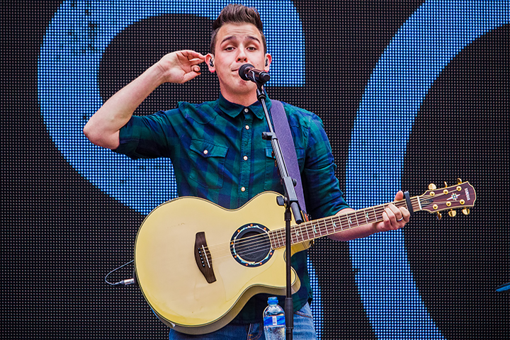 Nielson @ Philips Stadion Eindhoven, foto 1, foto's door Elke Briers - FrontView Magazine