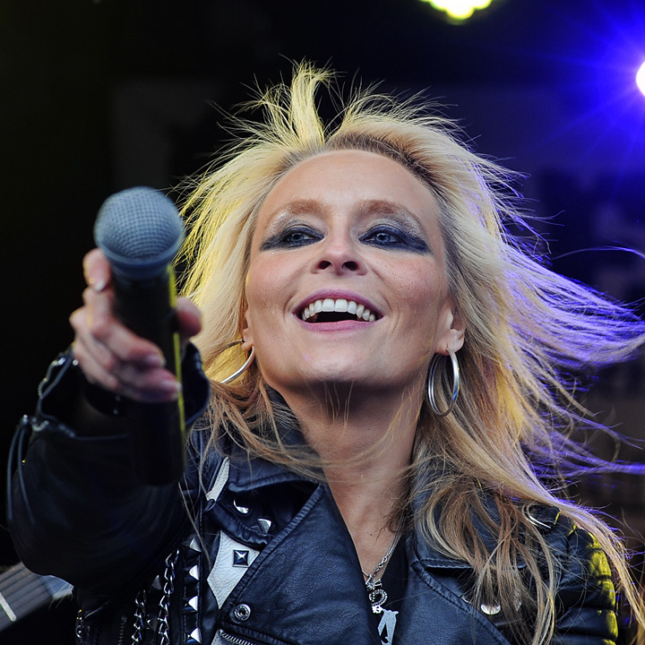 Doro @ Loaf Festival - Eupen, picture 29, photographed by Paul Nouwen - FrontView Magazine