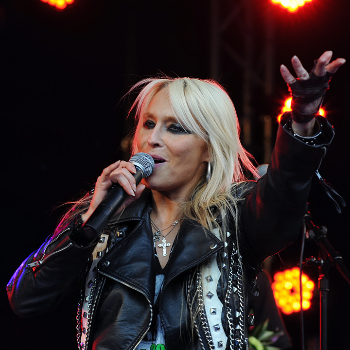 Doro @ Loaf Festival - Eupen, picture 33, photographed by Paul Nouwen - FrontView Magazine