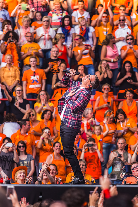 Guus Meeuwis - Groots met een zachte G @ Philips Stadion Eindhoven, foto 5, foto's door Elke Briers - FrontView Magazine