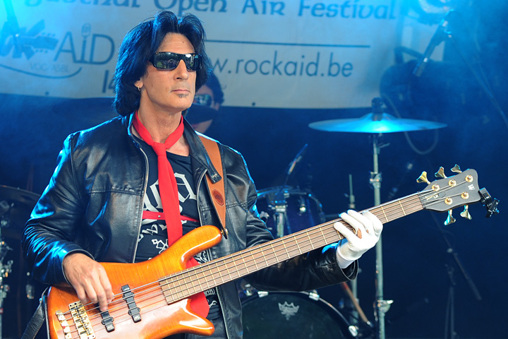 Tribute to Marc Petesch @ The Loaf Festival - Eupen, picture 11, photographed by Paul Nouwen - FrontView Magazine