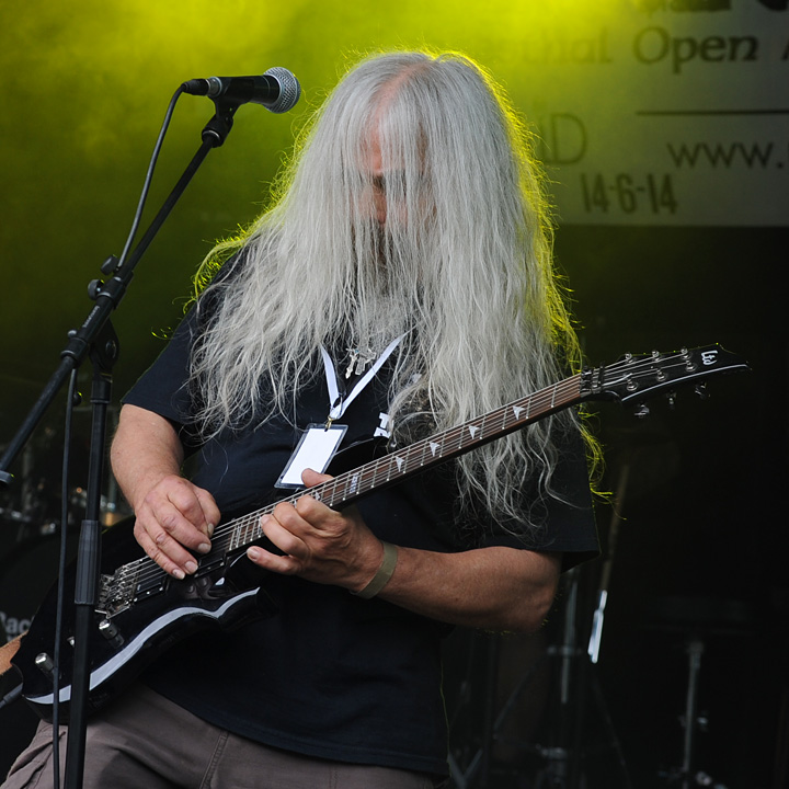 Tribute to Marc Petesch @ The Loaf Festival - Eupen, picture 15, photographed by Paul Nouwen - FrontView Magazine