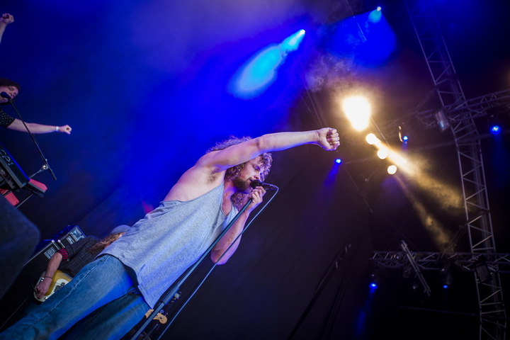 Vestrock 2014 dag 1 bands @ Hulst, foto 75, foto's door sven dullaert - FrontView Magazine