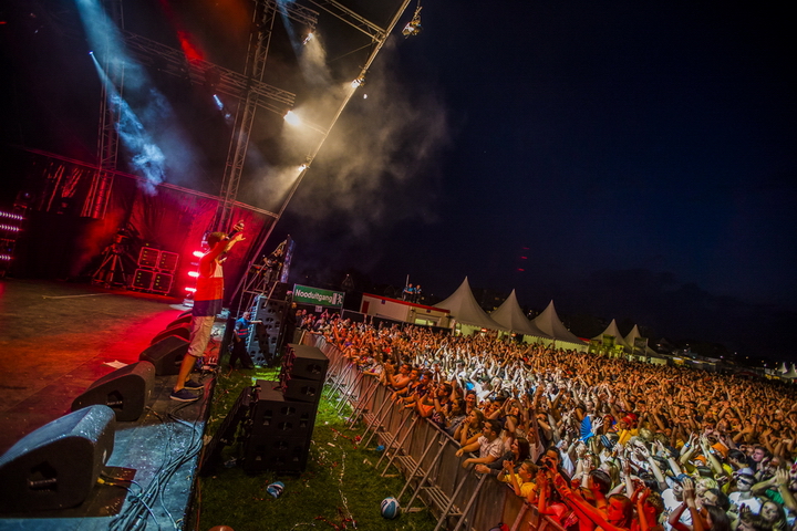 Vestrock 2014 dag 1 bands @ Hulst, foto 81, foto's door sven dullaert - FrontView Magazine